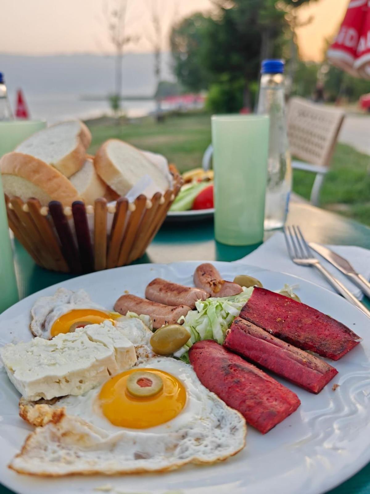 Hotel Ariston Struga Eksteriør billede