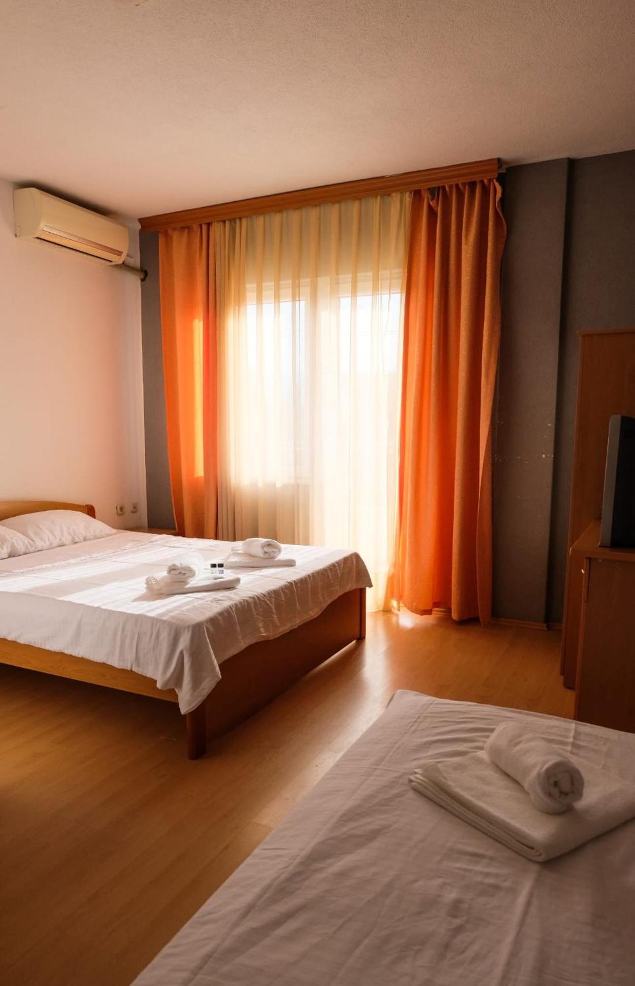 Hotel Ariston Struga Eksteriør billede