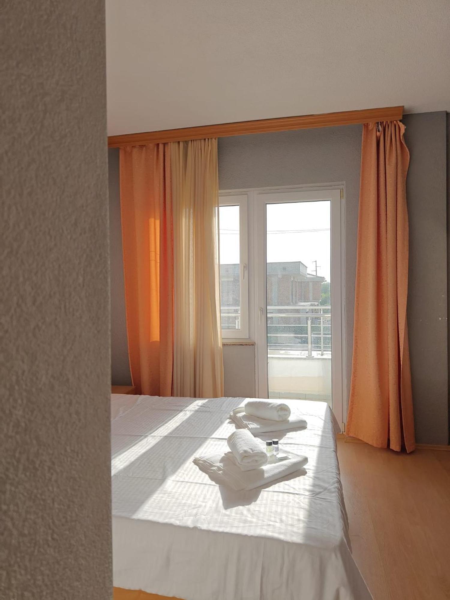 Hotel Ariston Struga Eksteriør billede