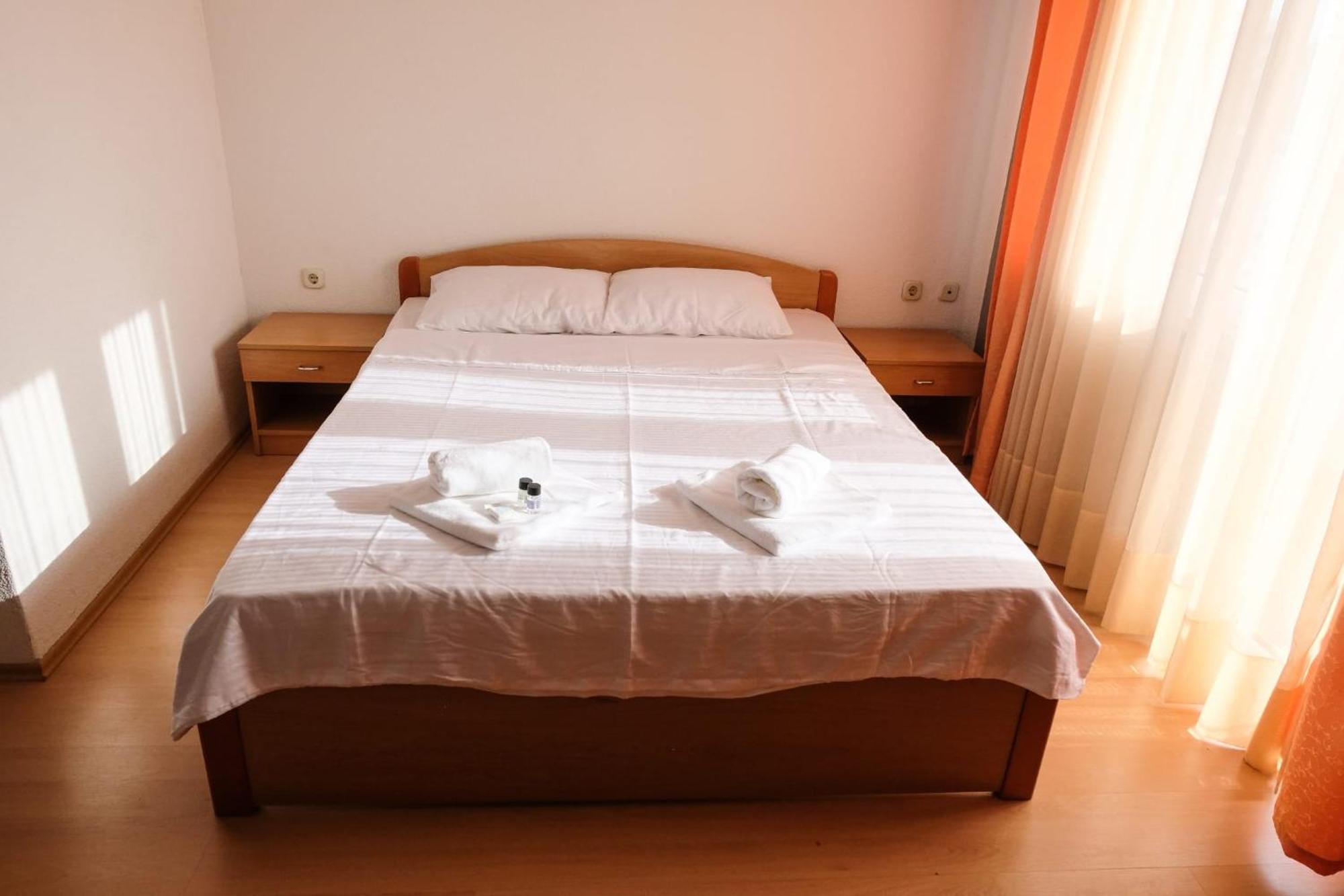 Hotel Ariston Struga Eksteriør billede